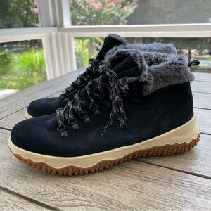 LL Bean Day Venture Insulated Fur Alpine Boots Womens Size 11